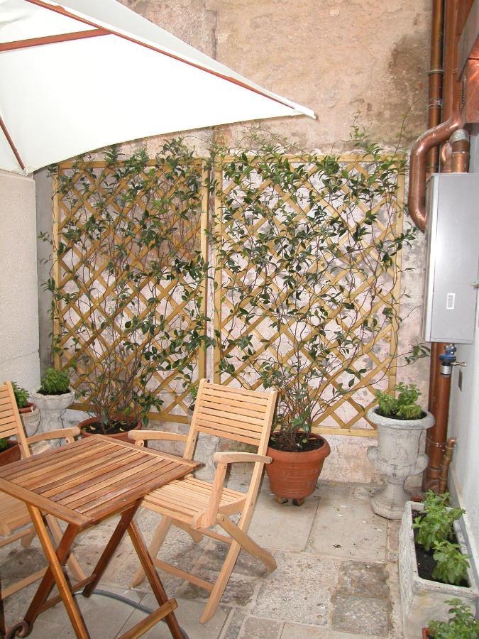 Appartement Al Pozzo Dei Scoacamini, 100 M From San Marco, Ground Floor Venise